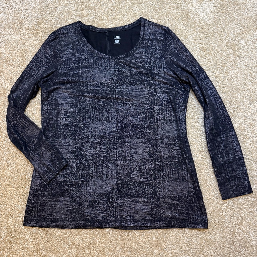 a.n.a Black and silver Long Sleeve Women's Top